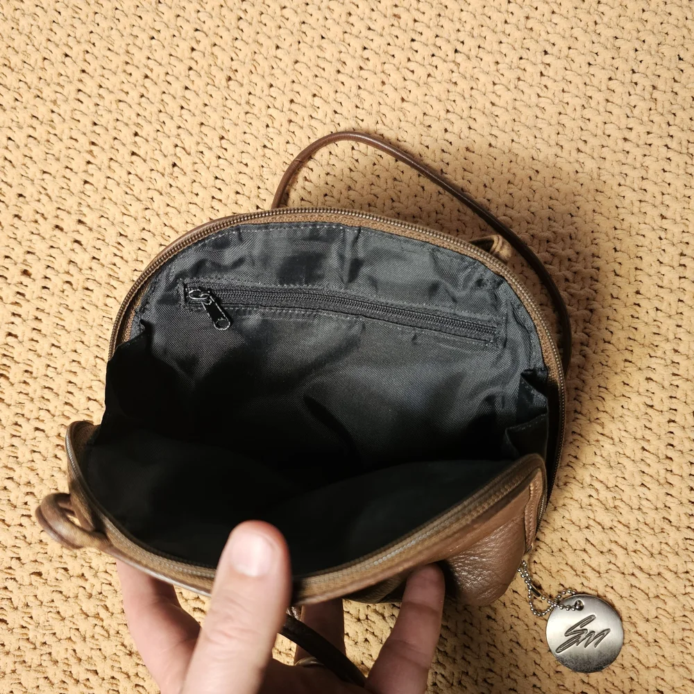 Stone‎ Mountain vintage-style dome Leather crossbody bag